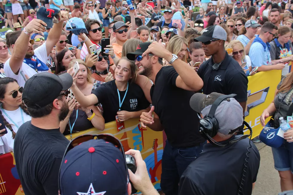 The Best Pictures From 2018 CMA Fest’s Riverfront Stage