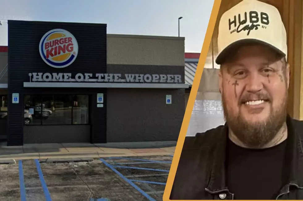 Jelly Roll Was NOT Mistaken for Homeless at Michigan Burger King